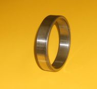 8T-0209  RACE-ROLLER BEARING