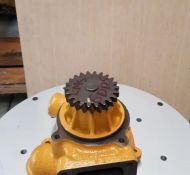 KOMATSU 6D125 BULLDOZER D50 D53 D58 D60 D65 D70 D85...WATER PUMP (6151-61-1121)
