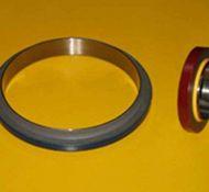 2P6226 SEAL GP-CRANKSHAFT  parts 120G, 12G, 130G, 140G, 14G, 160G, 235B, 3306C, 515, 518, 518C, 525,
